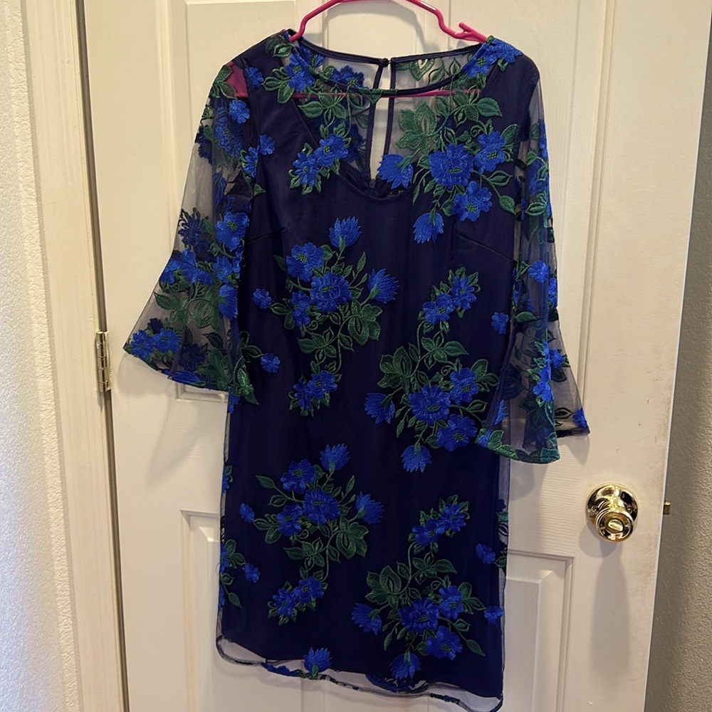 casual party dress worn once lace with embroidered leaf/ flower patterns